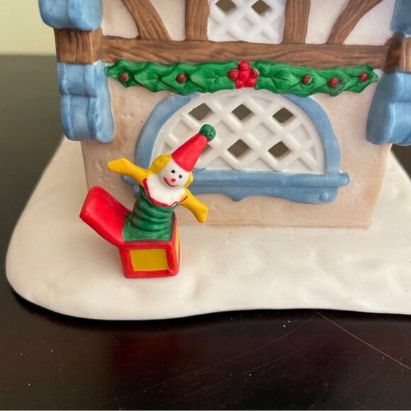 PartyLite Santa's Workshop Ceramic TeaLight Candle House Christmas Village Elves - Picture 10 of 11